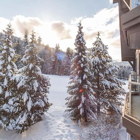 The Best Ski In Ski Out Two Bedroom Condo At Aspens Whistler Eksteriør billede