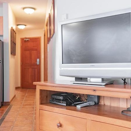 The Best Ski In Ski Out Two Bedroom Condo At Aspens Whistler Eksteriør billede