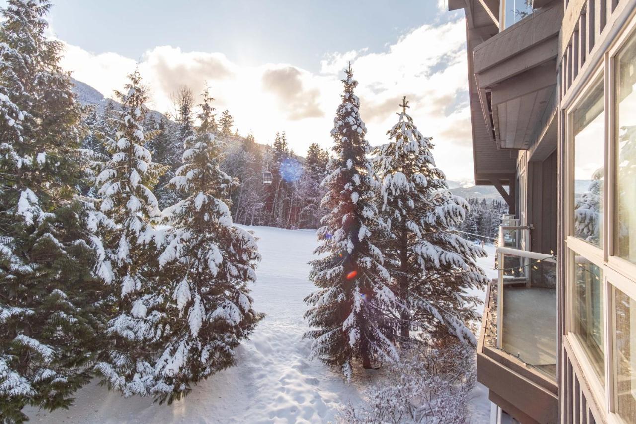 The Best Ski In Ski Out Two Bedroom Condo At Aspens Whistler Eksteriør billede