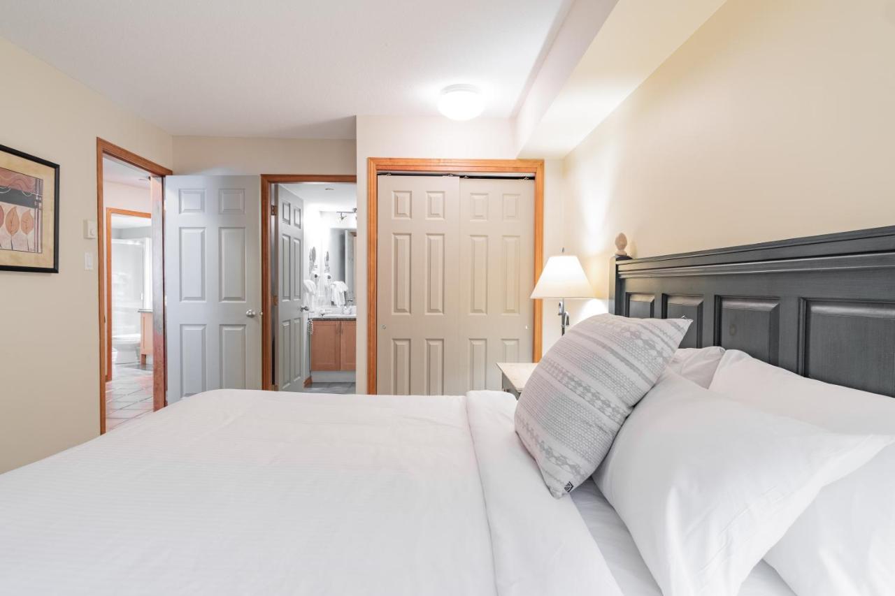 The Best Ski In Ski Out Two Bedroom Condo At Aspens Whistler Eksteriør billede