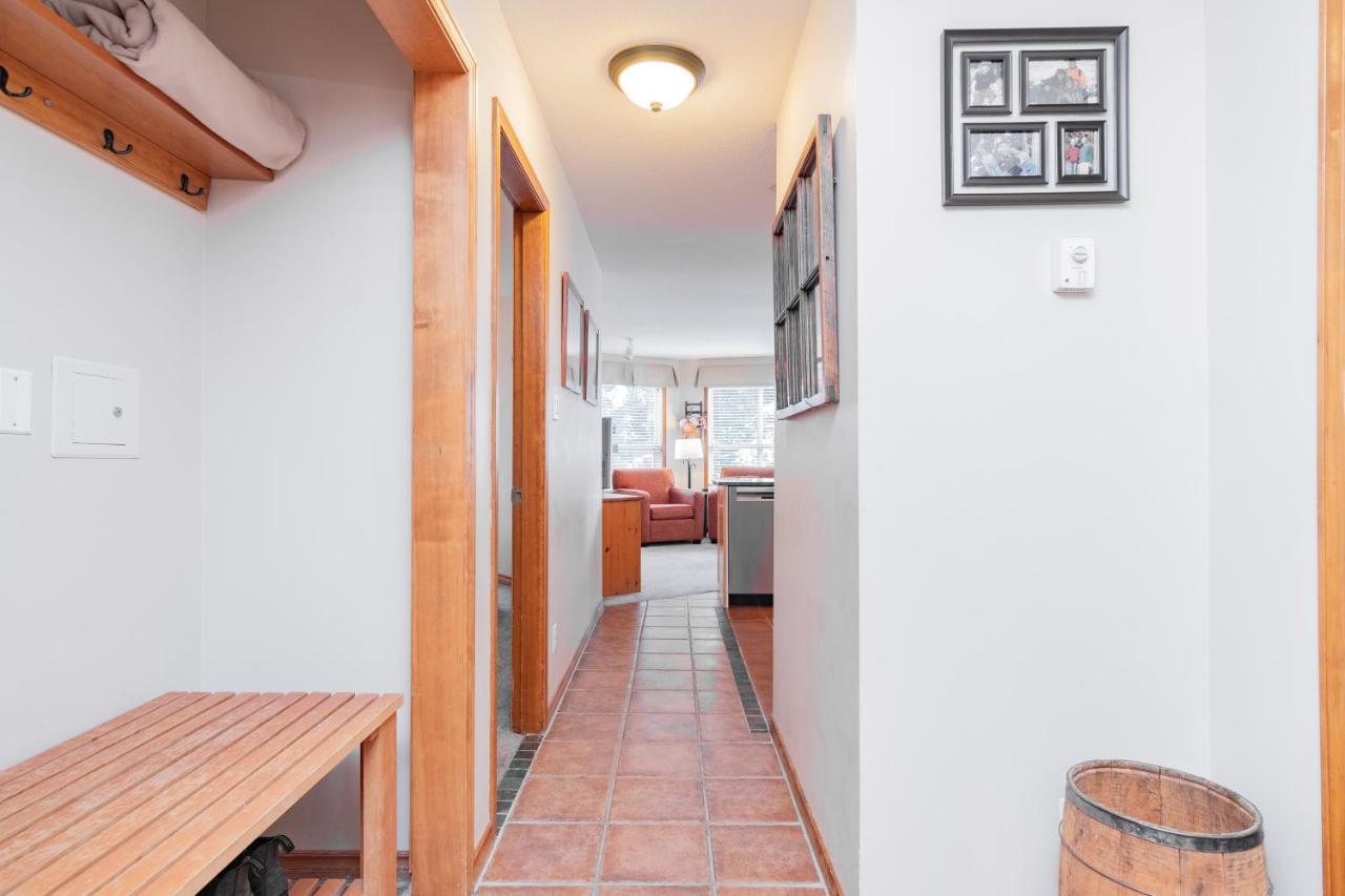 The Best Ski In Ski Out Two Bedroom Condo At Aspens Whistler Eksteriør billede