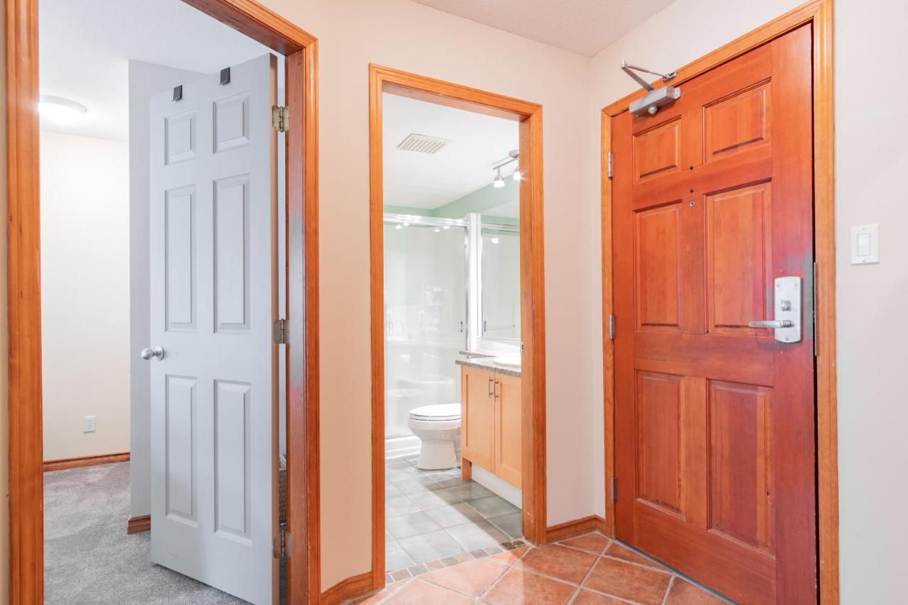 The Best Ski In Ski Out Two Bedroom Condo At Aspens Whistler Eksteriør billede