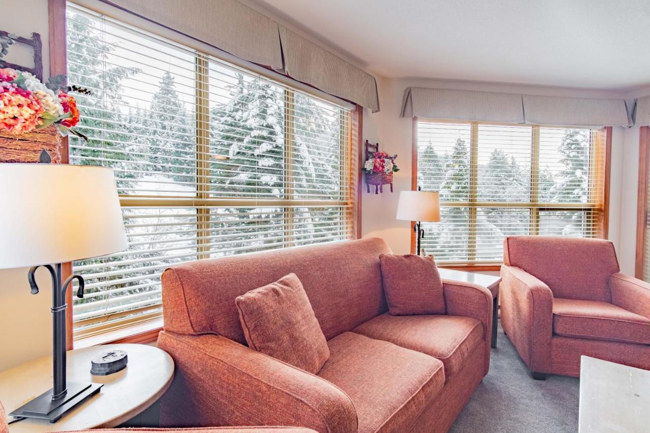 The Best Ski In Ski Out Two Bedroom Condo At Aspens Whistler Eksteriør billede