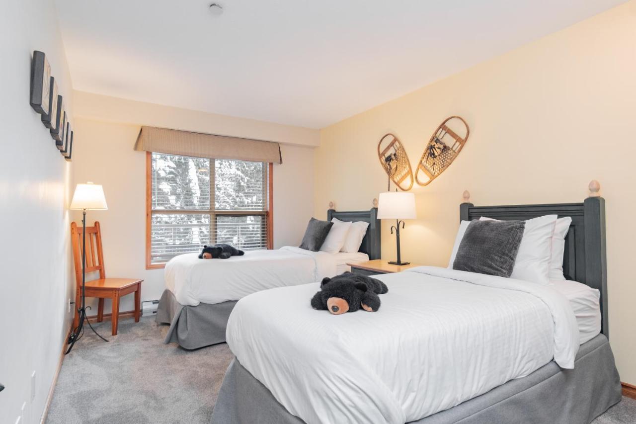 The Best Ski In Ski Out Two Bedroom Condo At Aspens Whistler Eksteriør billede