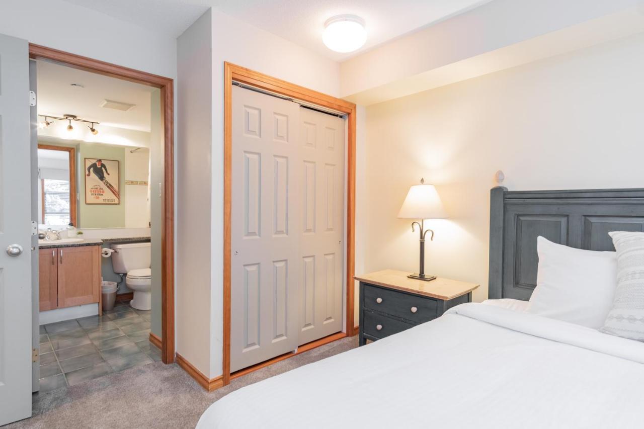 The Best Ski In Ski Out Two Bedroom Condo At Aspens Whistler Eksteriør billede