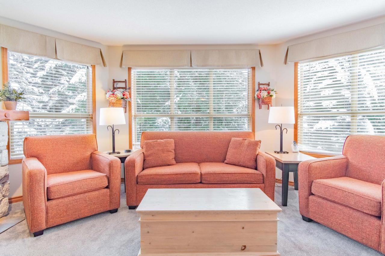 The Best Ski In Ski Out Two Bedroom Condo At Aspens Whistler Eksteriør billede