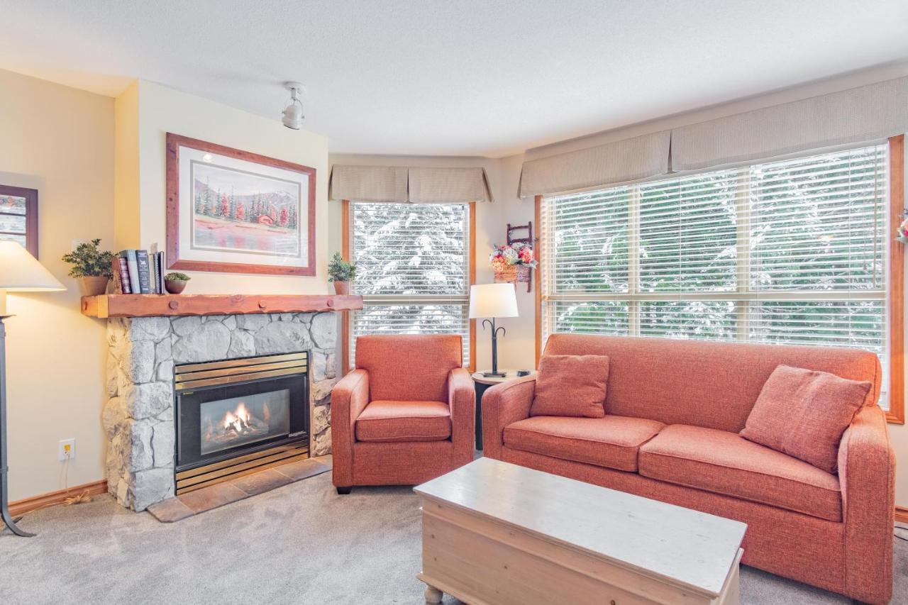 The Best Ski In Ski Out Two Bedroom Condo At Aspens Whistler Eksteriør billede