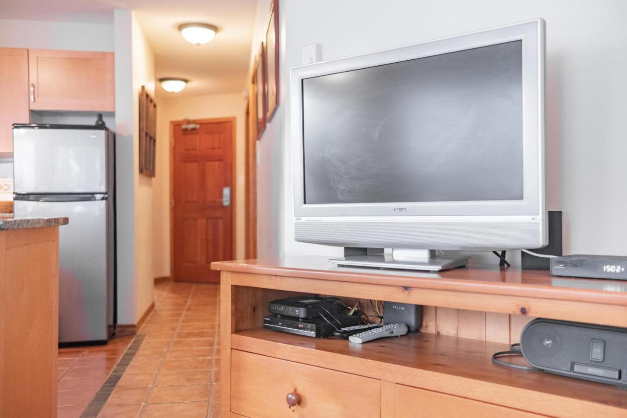 The Best Ski In Ski Out Two Bedroom Condo At Aspens Whistler Eksteriør billede