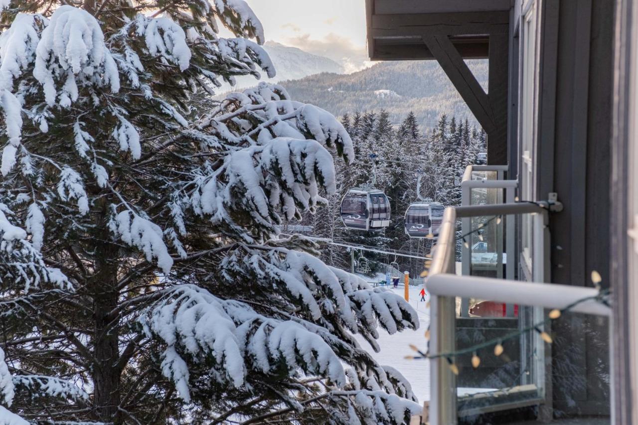 The Best Ski In Ski Out Two Bedroom Condo At Aspens Whistler Eksteriør billede