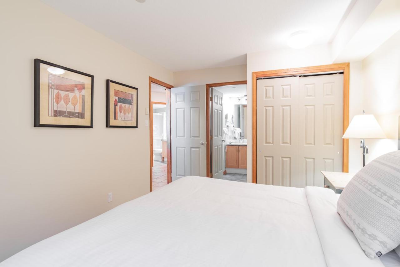 The Best Ski In Ski Out Two Bedroom Condo At Aspens Whistler Eksteriør billede